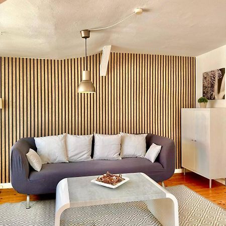 Schoenes City-Apartment Mit 2 Schlafzimmer, Parkplatz, Ruhig Und Hell, D46-Dg Олденбург Екстериор снимка