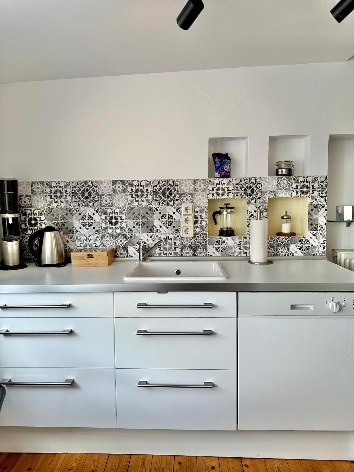 Schoenes City-Apartment Mit 2 Schlafzimmer, Parkplatz, Ruhig Und Hell, D46-Dg Олденбург Екстериор снимка