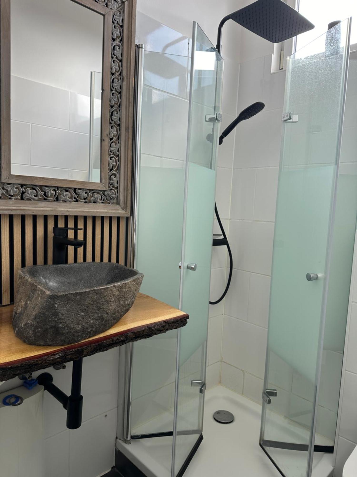 Schoenes City-Apartment Mit 2 Schlafzimmer, Parkplatz, Ruhig Und Hell, D46-Dg Олденбург Екстериор снимка